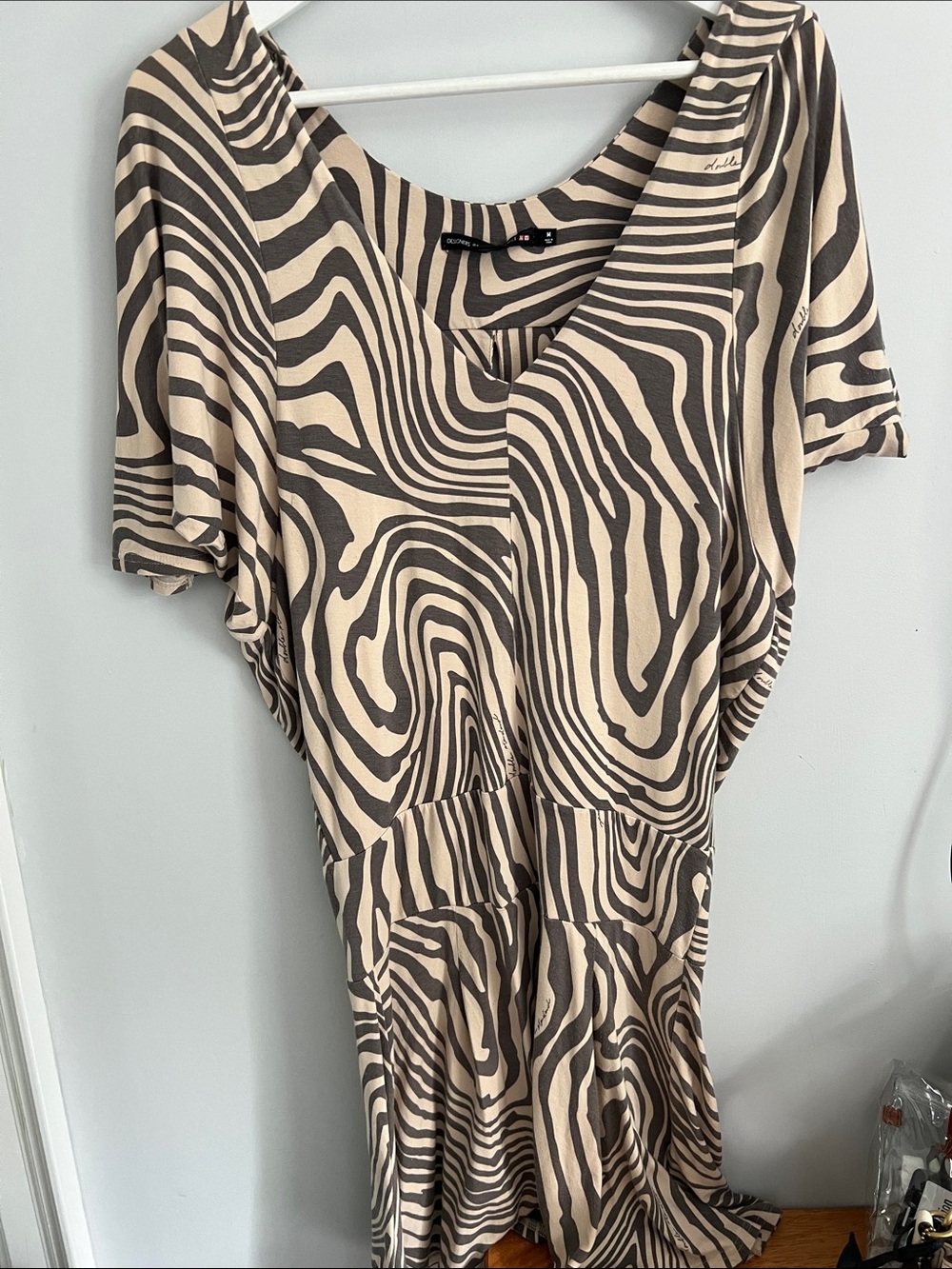 Uniqlo Beige and Black Swirl Midi Dress